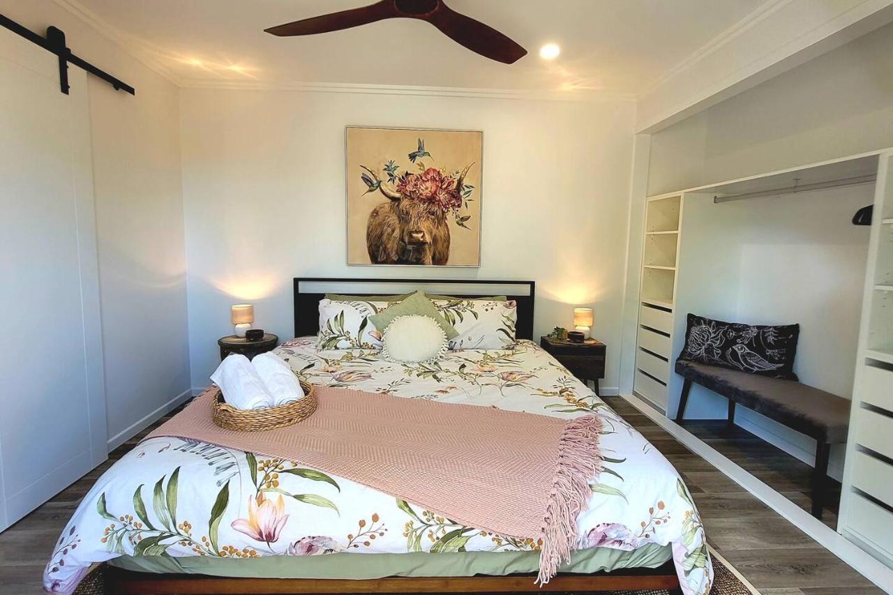 Little Sunshine - Private Acreage Guest Home Hervey Bay Exteriör bild