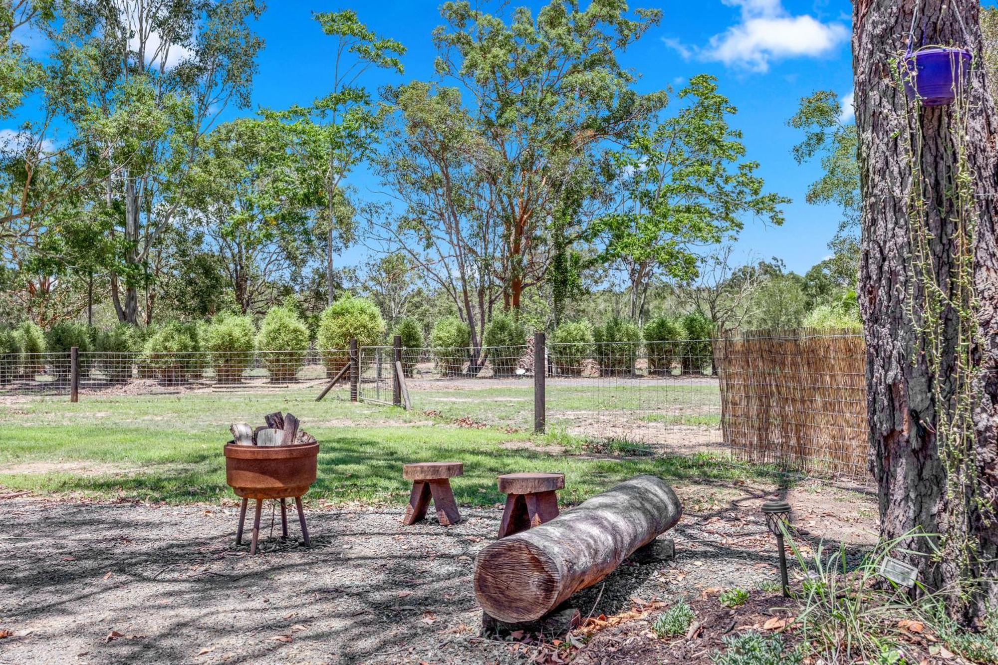 Little Sunshine - Private Acreage Guest Home Hervey Bay Exteriör bild